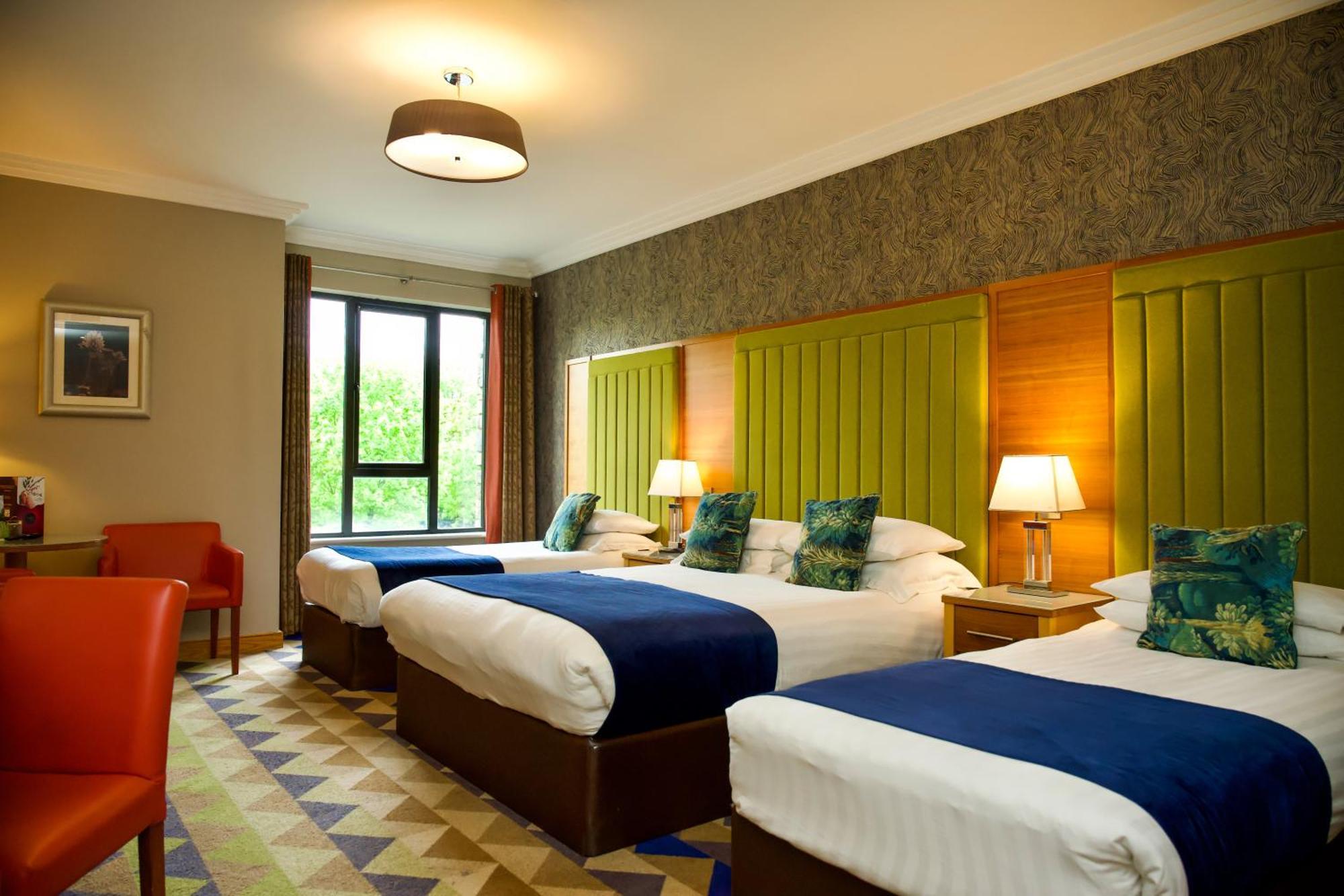 Amber Springs Hotel Гори Екстериор снимка