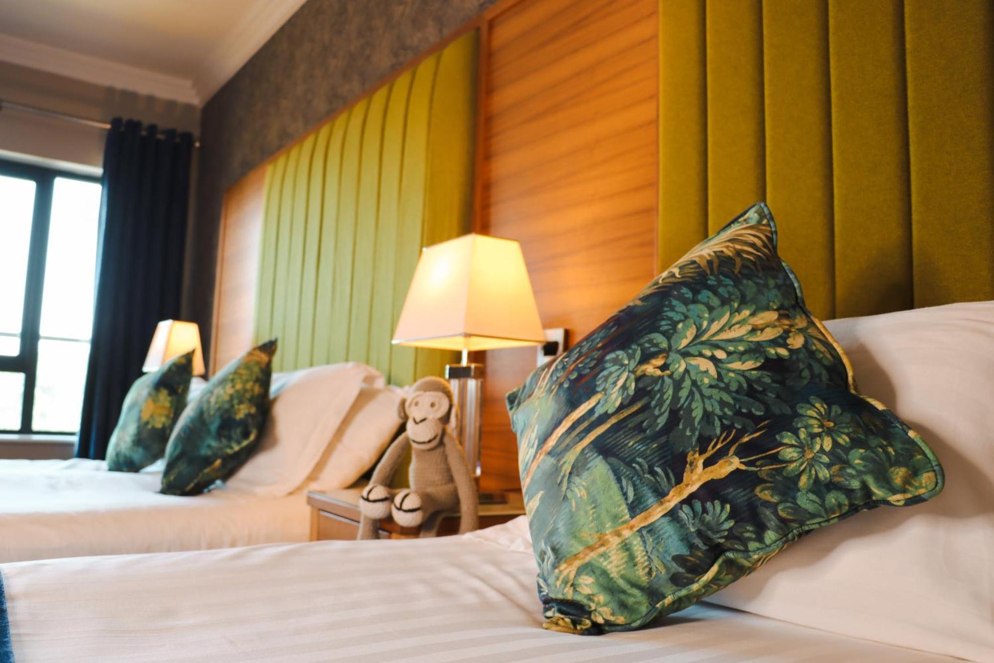 Amber Springs Hotel Гори Екстериор снимка